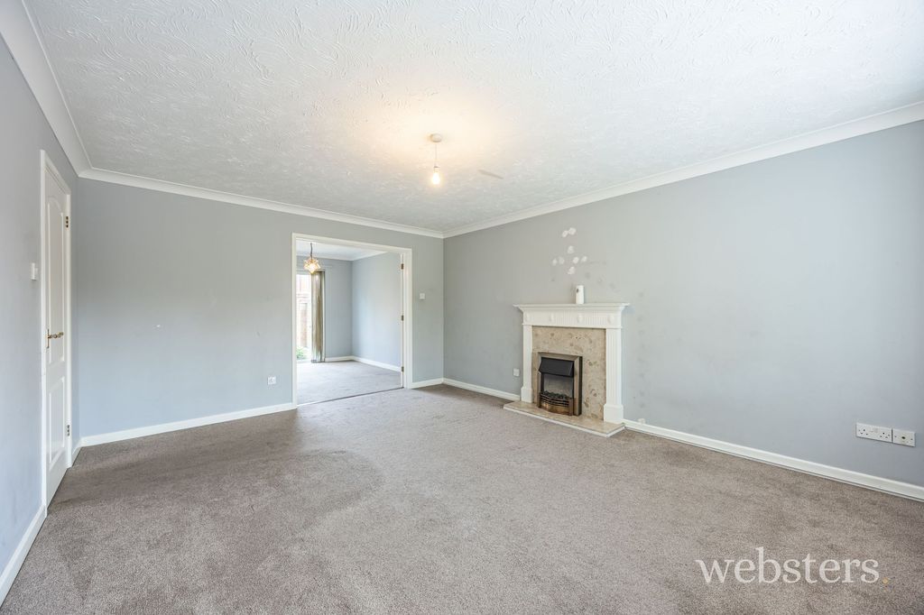 Property photo 2 of 22