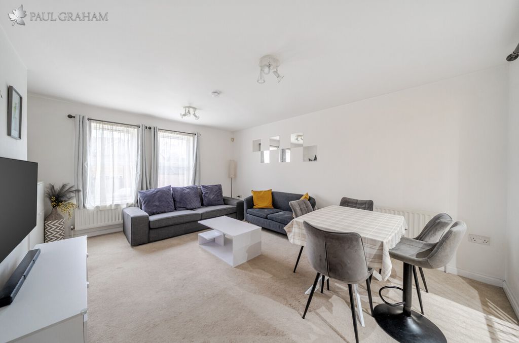 Property photo 3 of 18 54E6579d-83Fa-4A51-9B6d-403F6F4dc1Eb