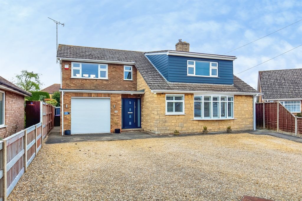 Property photo 1 of 19