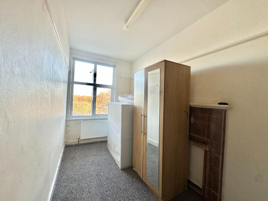 Property photo 2 of 11 Img_9529.Jpg