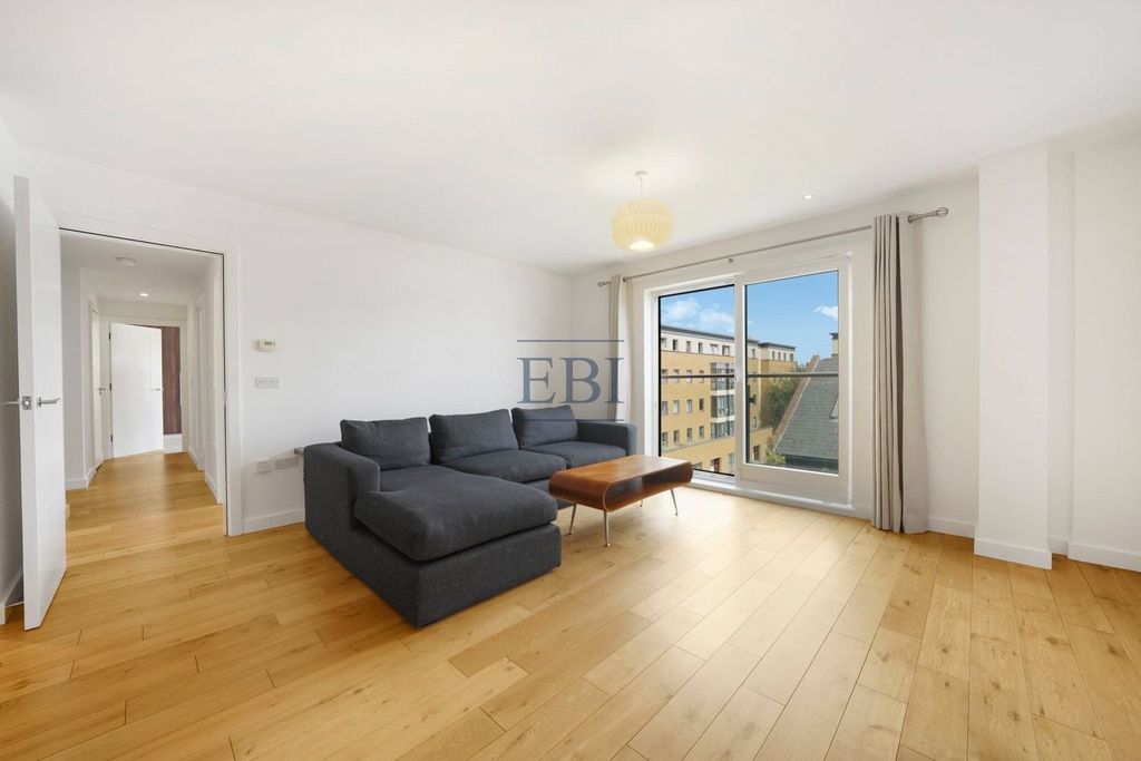 Property photo 1 of 17 Picture No. 10