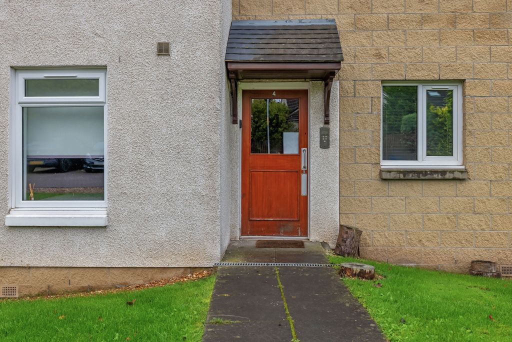 Property photo 3 of 23