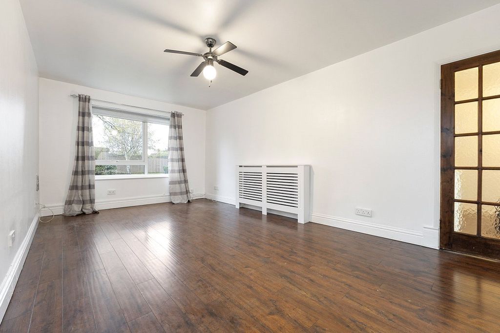 Property photo 3 of 11 Picture No. 09