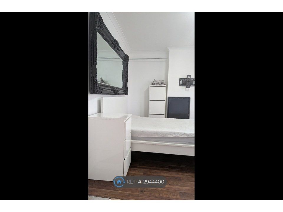 Property photo 1 of 7 Ensuite Self-Contained