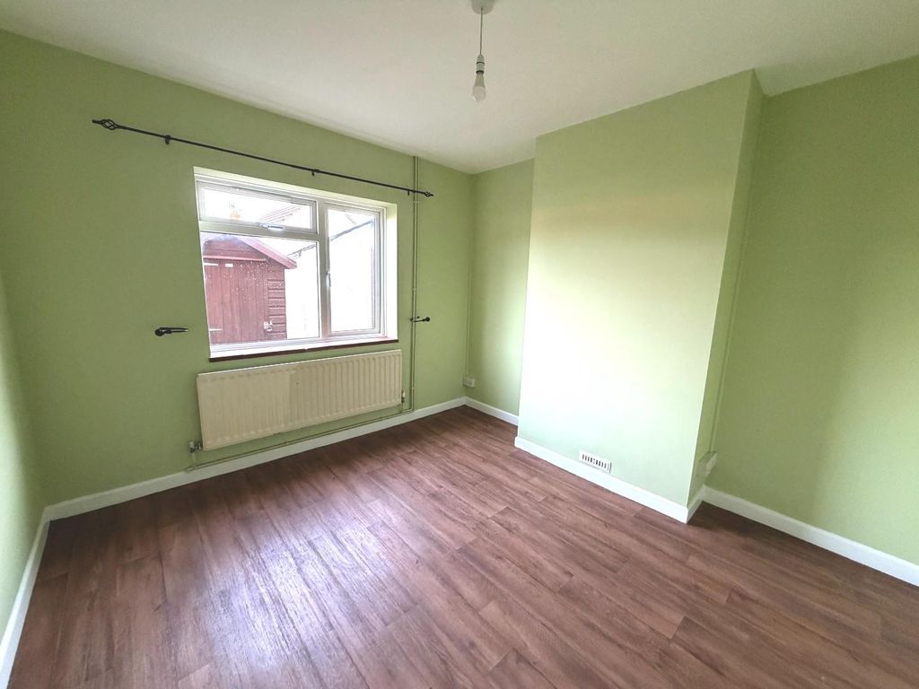 Property photo 3 of 12 Dining Room.Jpg