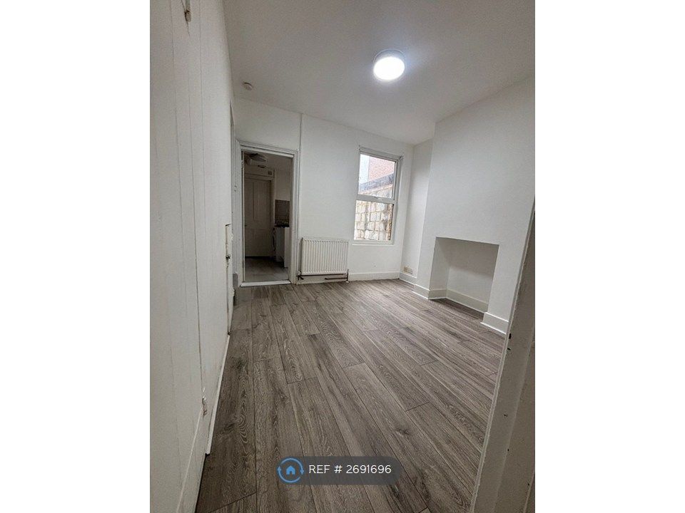 Property photo 2 of 10 2nd Reception Room