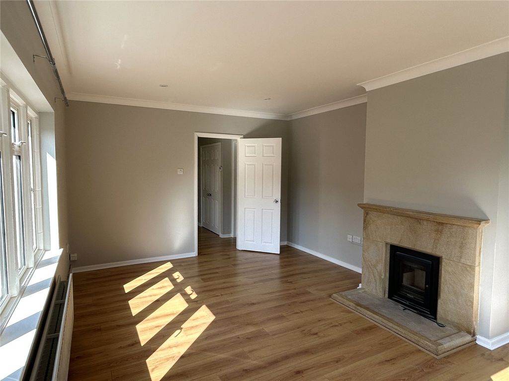 Property photo 3 of 20 Picture No. 09