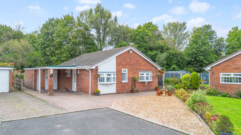 Property photo 1 of 27