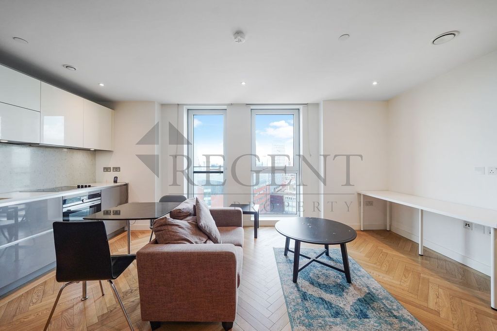 Property photo 2 of 12 Reception