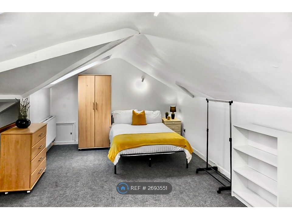 Property photo 1 of 4 Bedroom Area