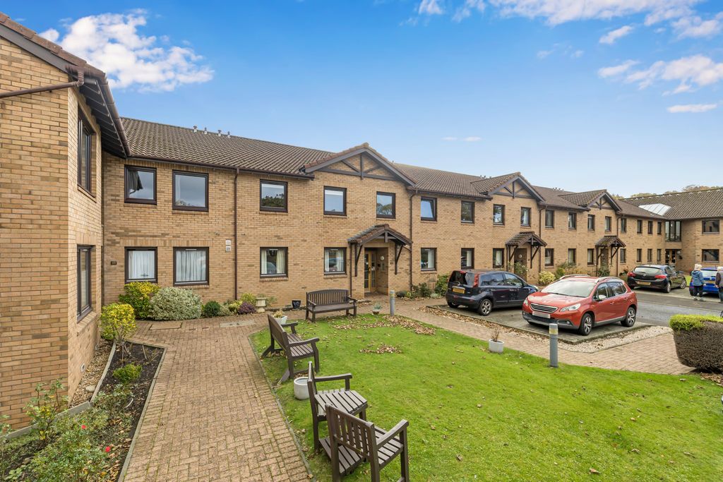 Property photo 1 of 17 Primary Property Image