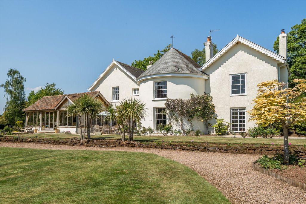 Property photo 1 of 25 Image