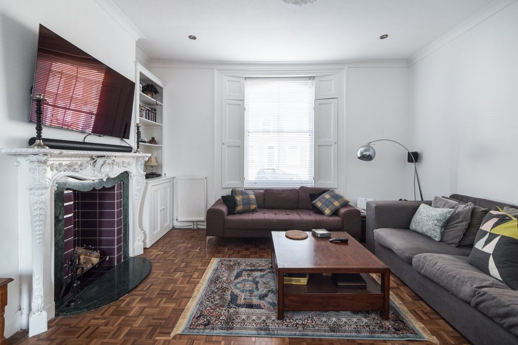Property photo 1 of 24