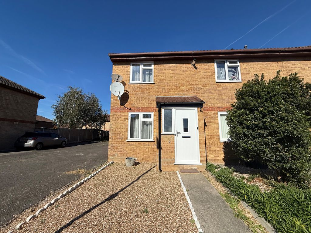Property photo 1 of 8