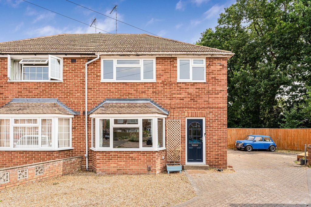 Property photo 1 of 20