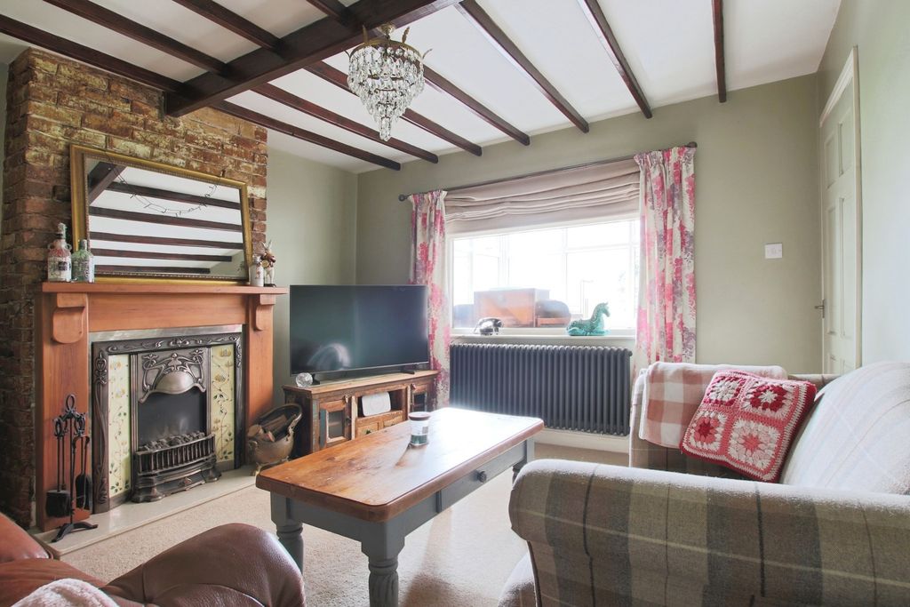 Property photo 2 of 29 4106845