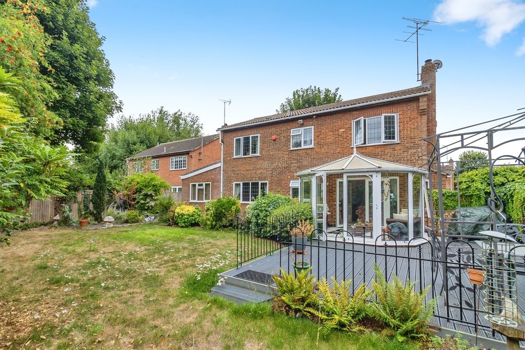 Additional image 17 of 4 bed detached house for saleFaulkners Way, Leighton Buzzard, Bedfordshire LU7