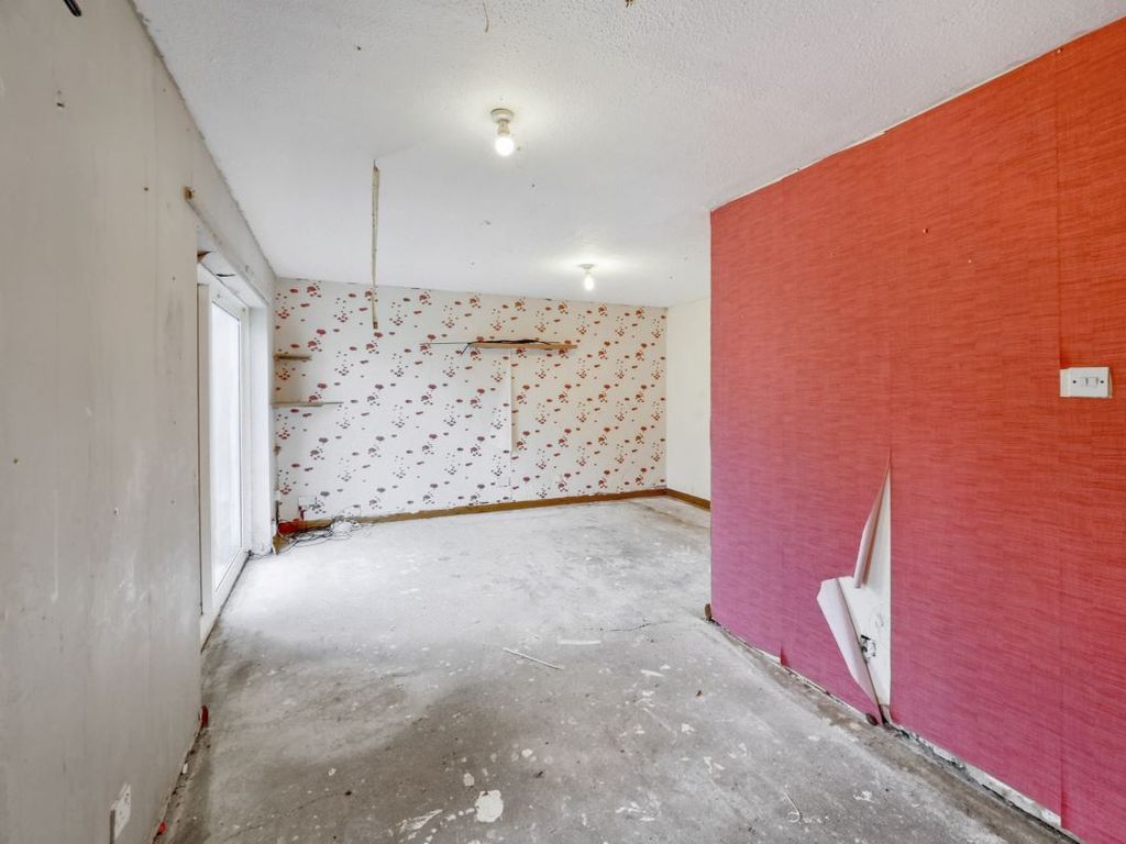 Property photo 3 of 10 Image 3