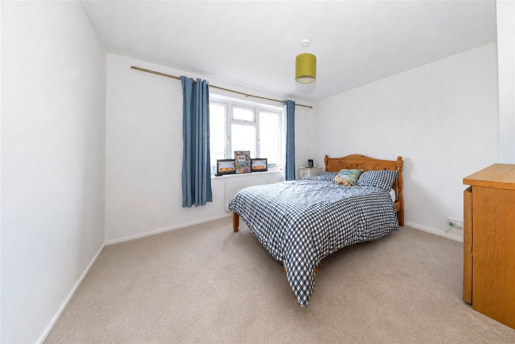 Property photo 2 of 10 Picture No. 14