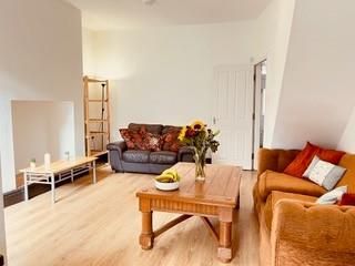 Property photo 1 of 10 Lounge 1.Jpg