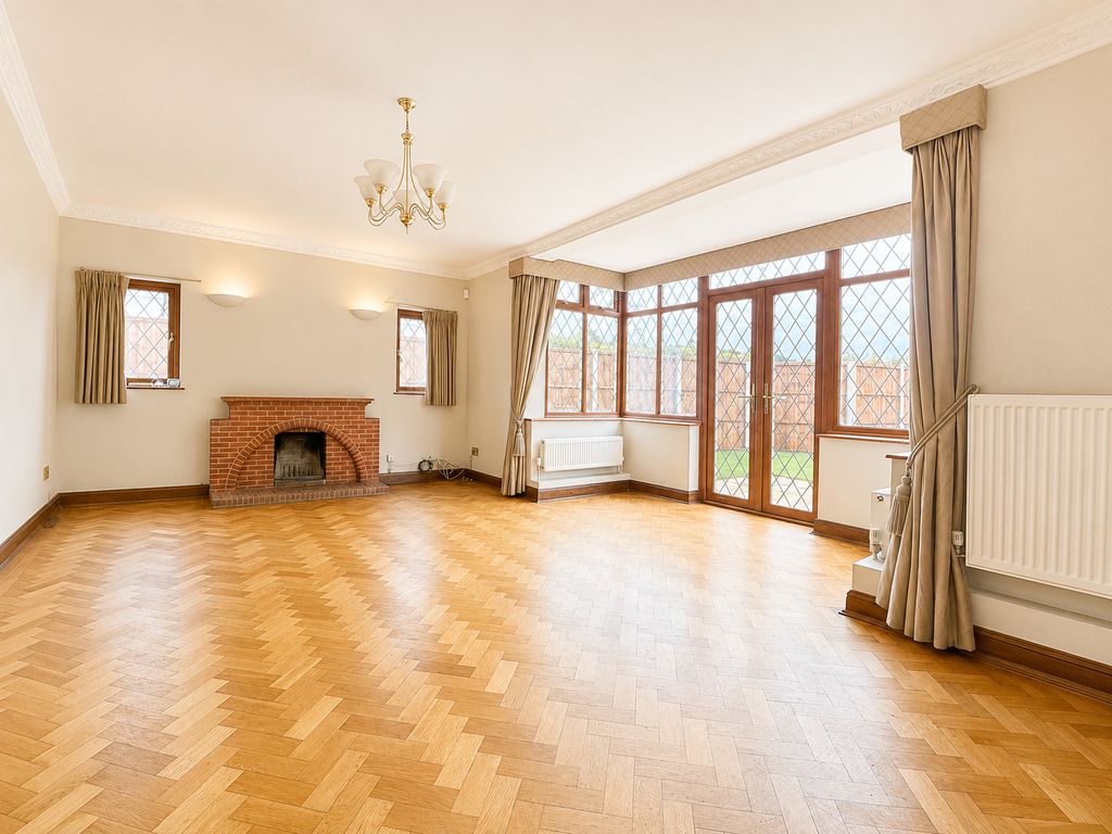 Property photo 3 of 13