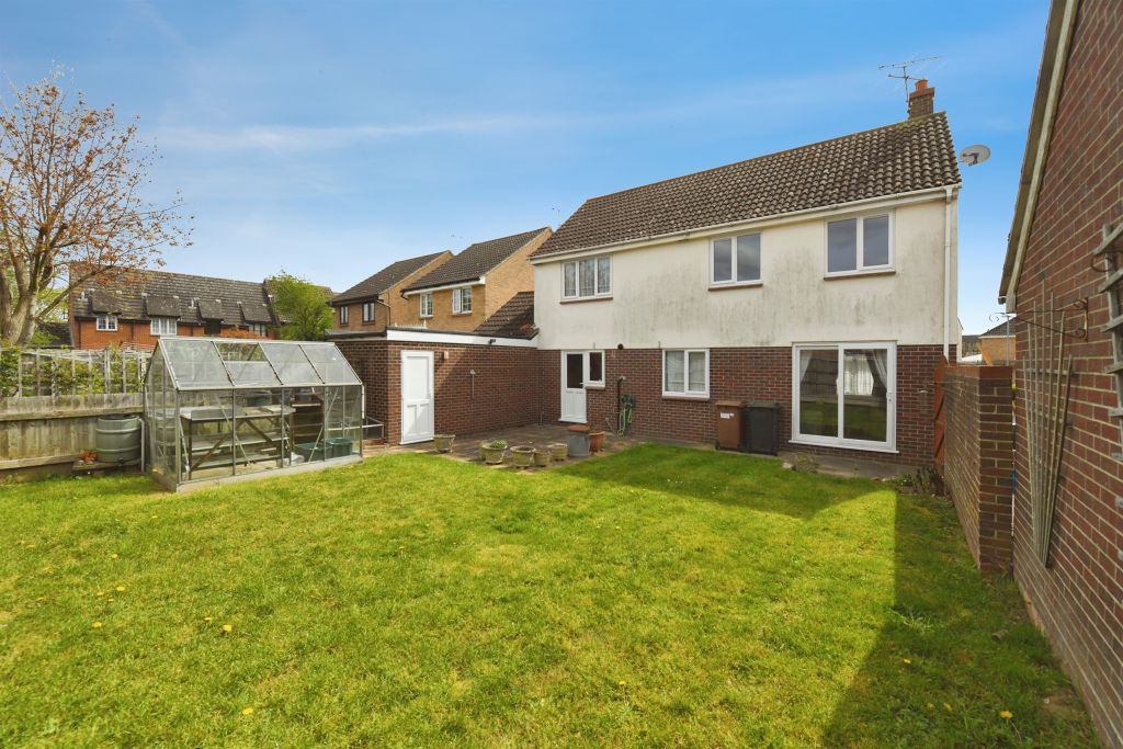 Property photo 2 of 20