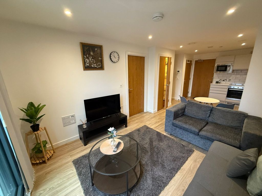Property photo 2 of 10