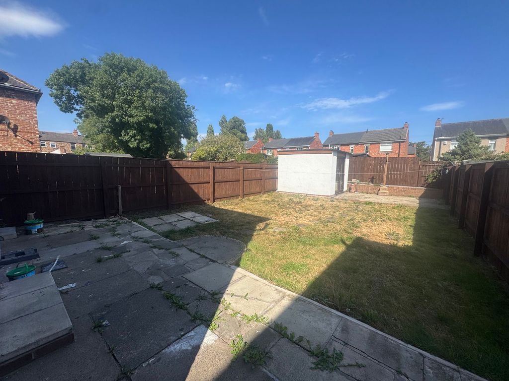 Property photo 3 of 11