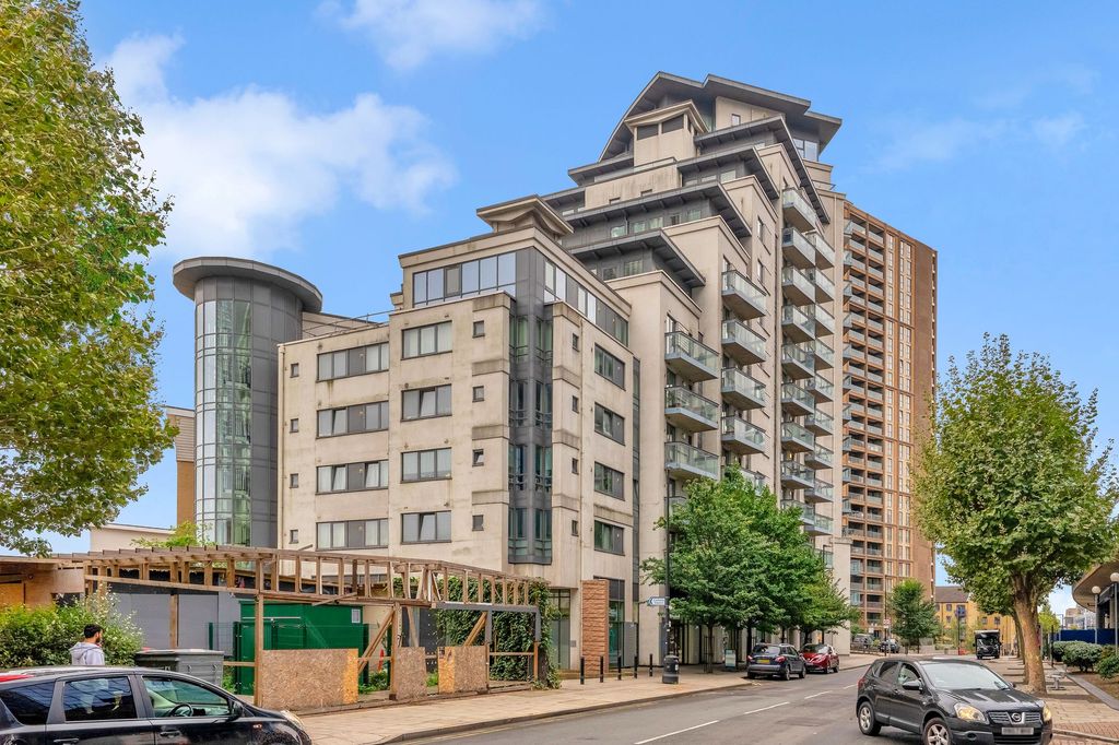 Property photo 1 of 9