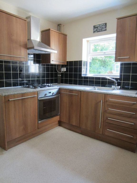 Property photo 3 of 9 Photo 10