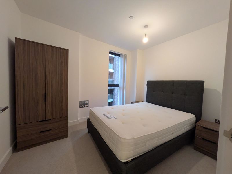 Property photo 3 of 7 Photo 8