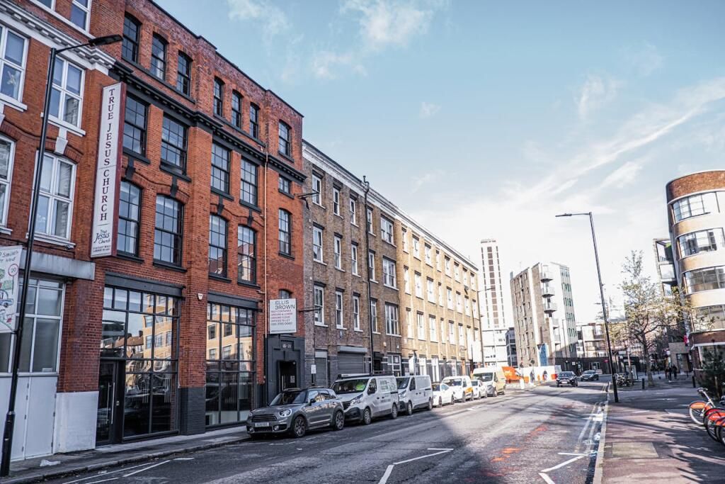 Property photo 1 of 6 Photo 2