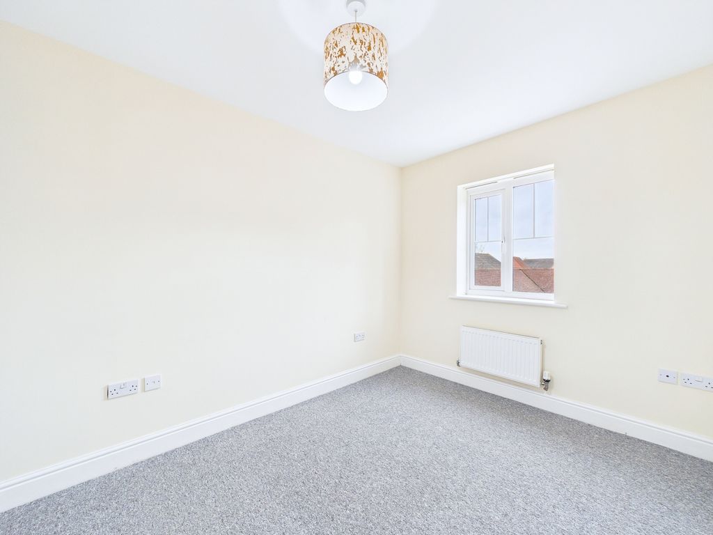 Additional image 6 of 4 bed town house to rentEagle Way, Hampton Vale, Peterborough PE7