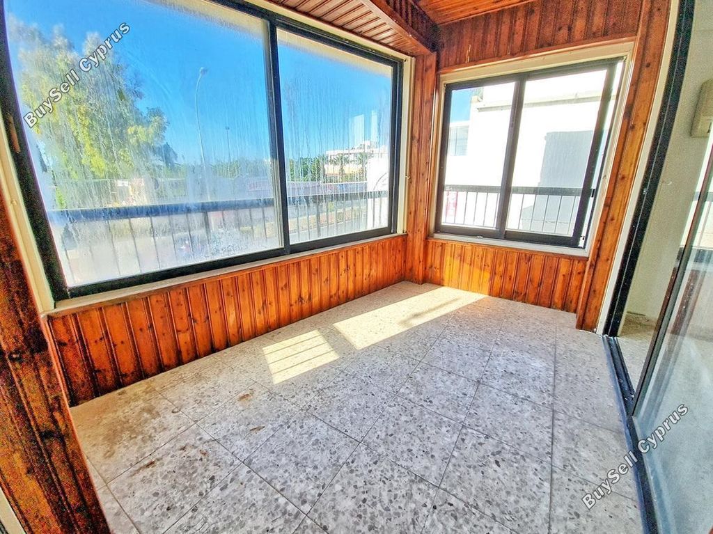 Property photo 3 of 21