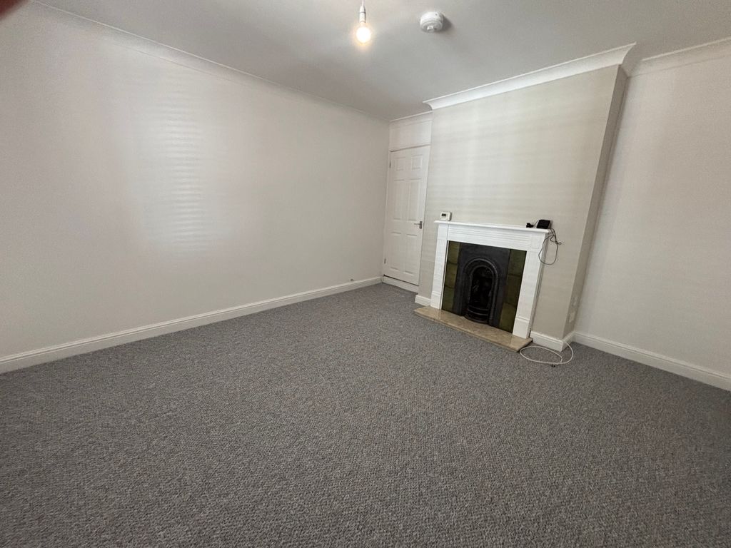 Property photo 3 of 10 Image