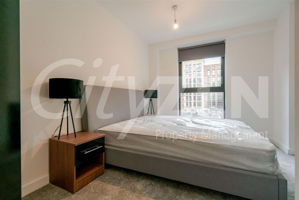 Property photo 3 of 11 Bedroom