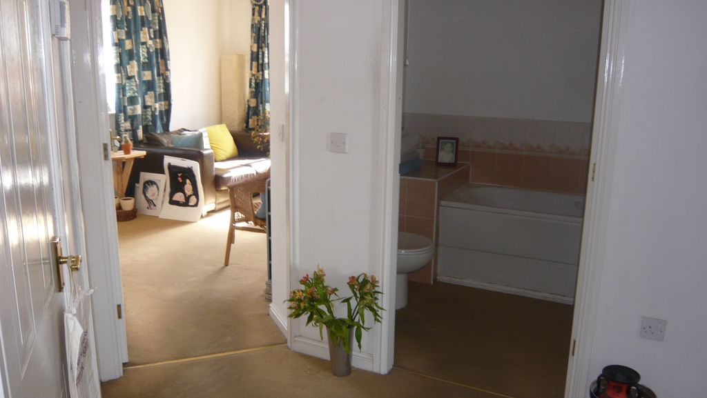 Property photo 2 of 12