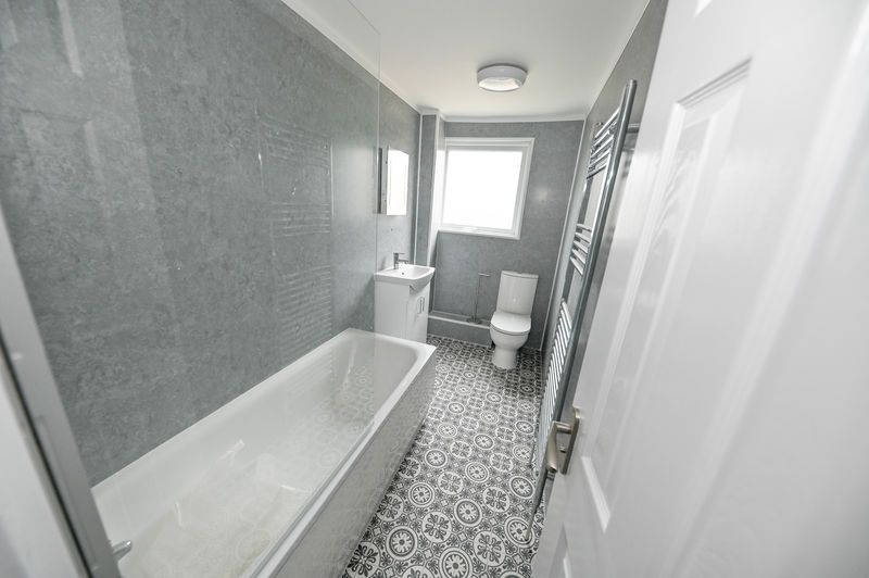 Property photo 3 of 10 Photo 10