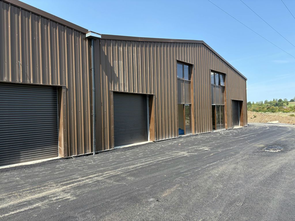 Property photo 2 of 5 New Bury 3.Jpeg