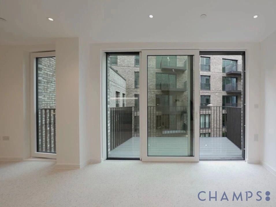 Property photo 1 of 12 Studio Flat To Rent Georgette Apartments, London E1