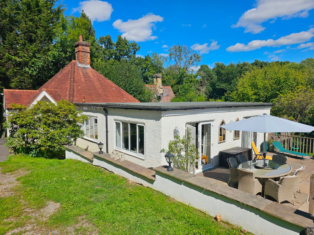 Property photo 3 of 58