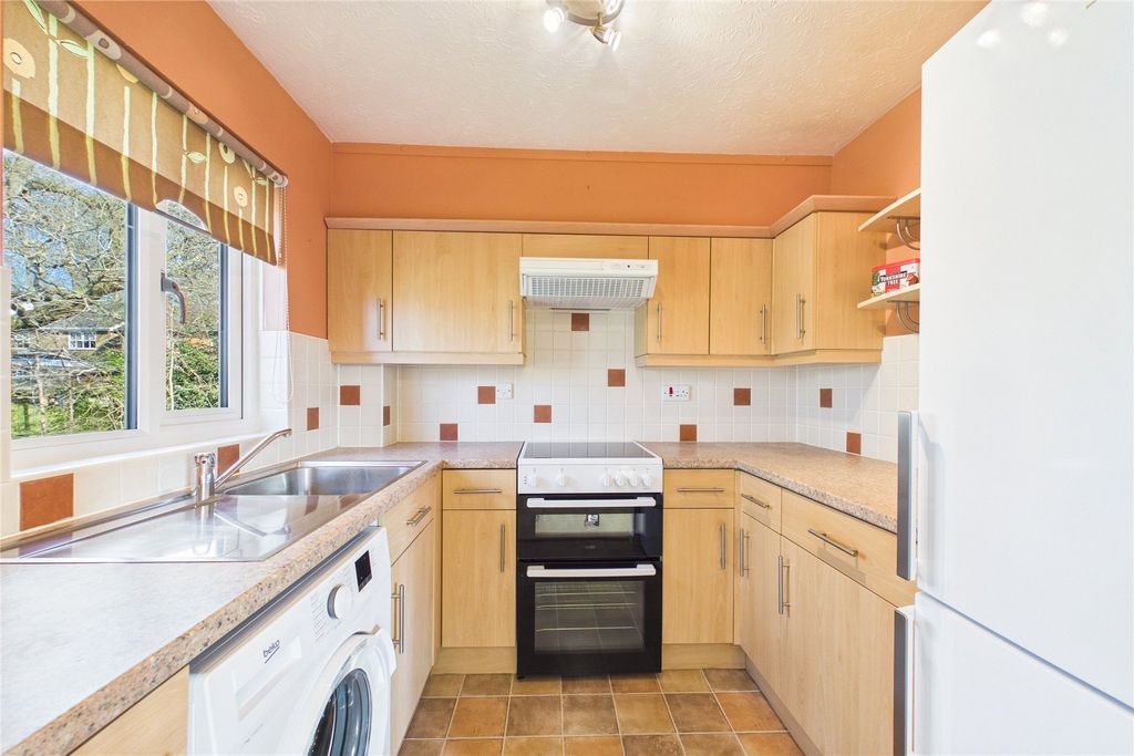 Property photo 3 of 9 Picture No. 21