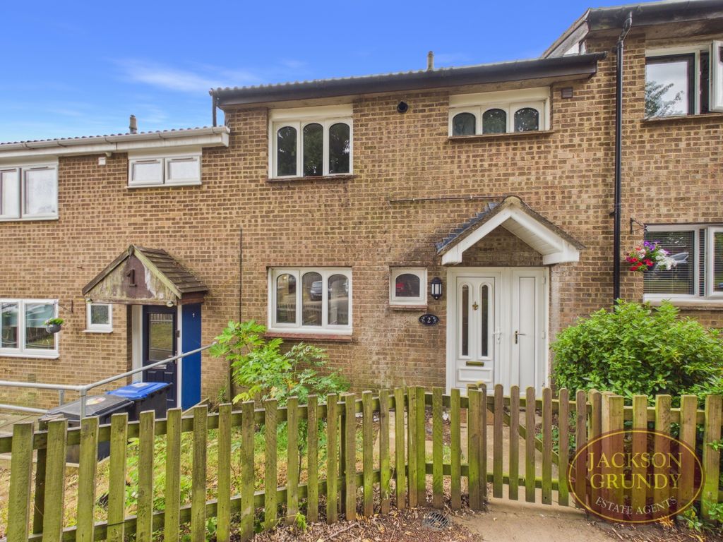 Property photo 1 of 16 Pikemead Court
