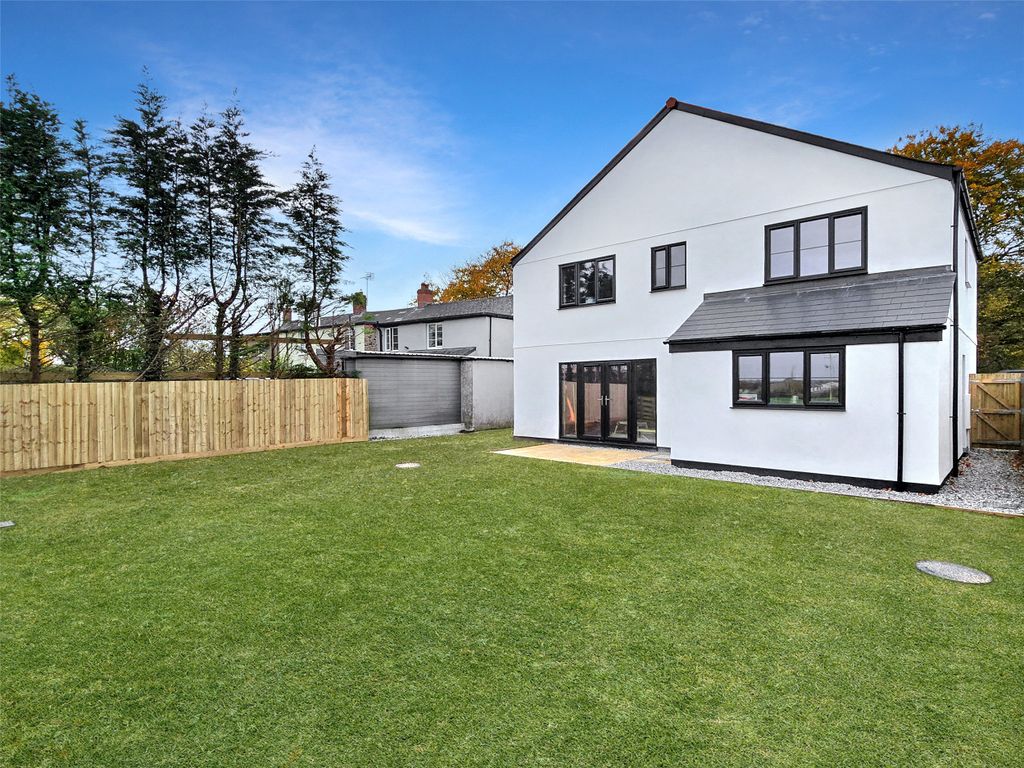 Property photo 3 of 12 Picture No. 15