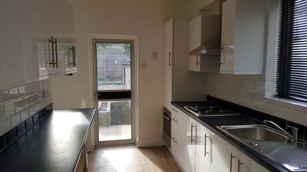 Property photo 3 of 3