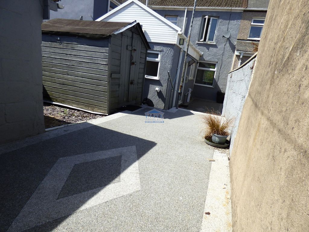 Property photo 2 of 13 Rear Garden