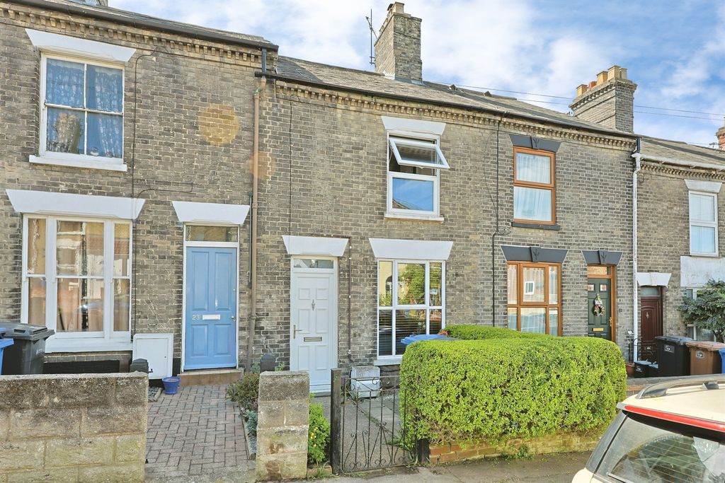 Property photo 1 of 24