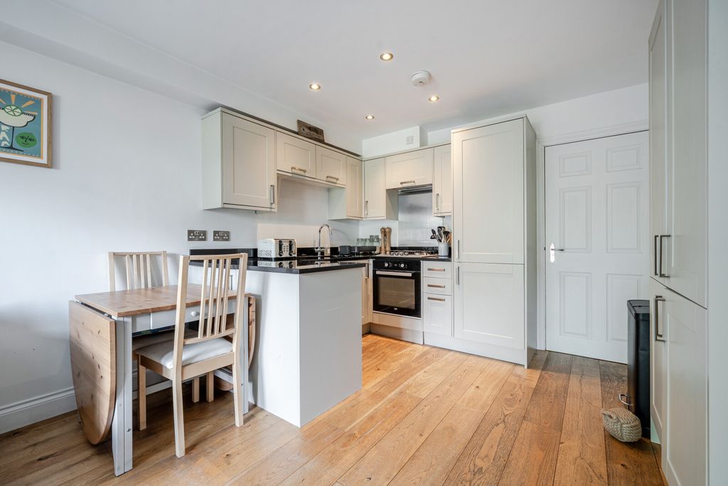 Property photo 3 of 14 Kitchen/Dining Room