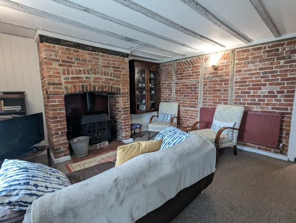 Property photo 2 of 20 Lounge.Jpg