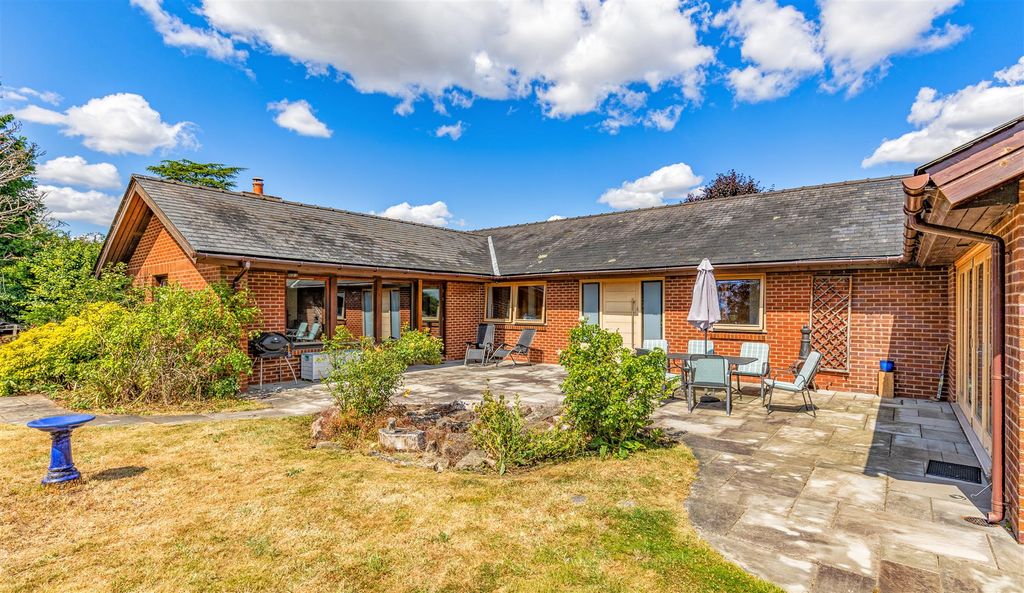 Additional image 28 of 5 bed detached bungalow for saleOverbury Road, Hereford HR1